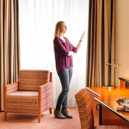 Mercure Center Hotel 4*