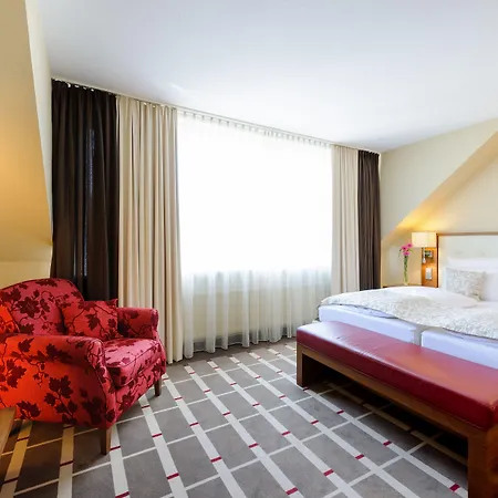 Mercure Center 4*