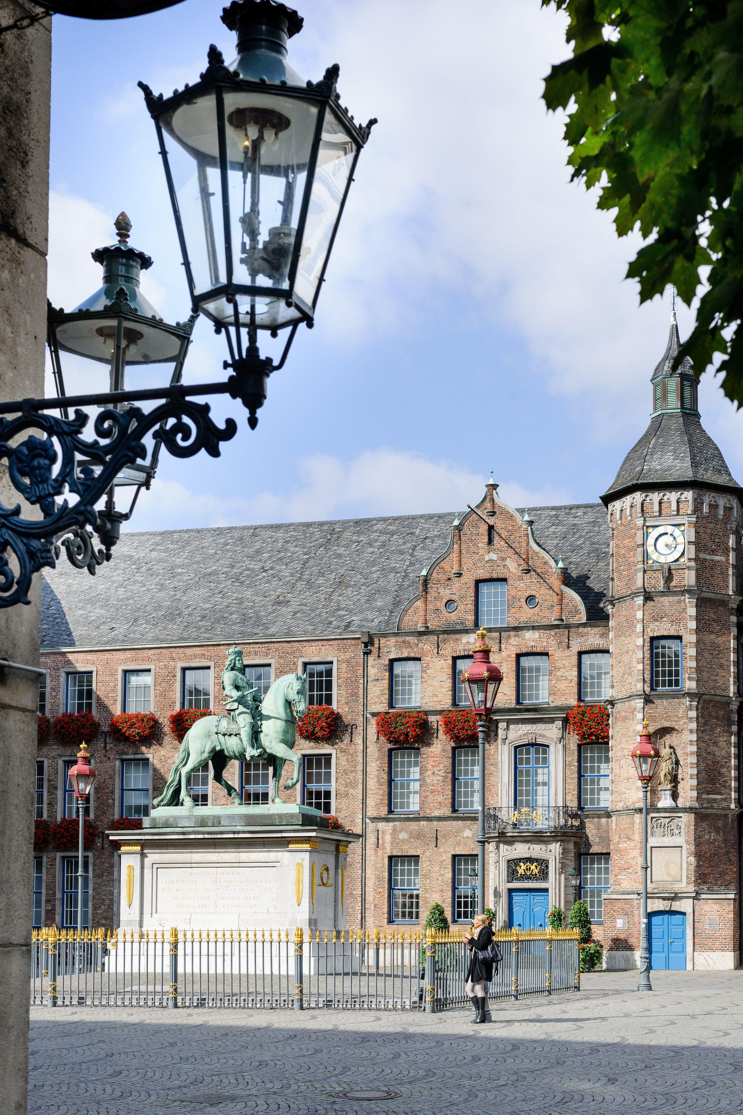 Mercure Center Hotel 4*