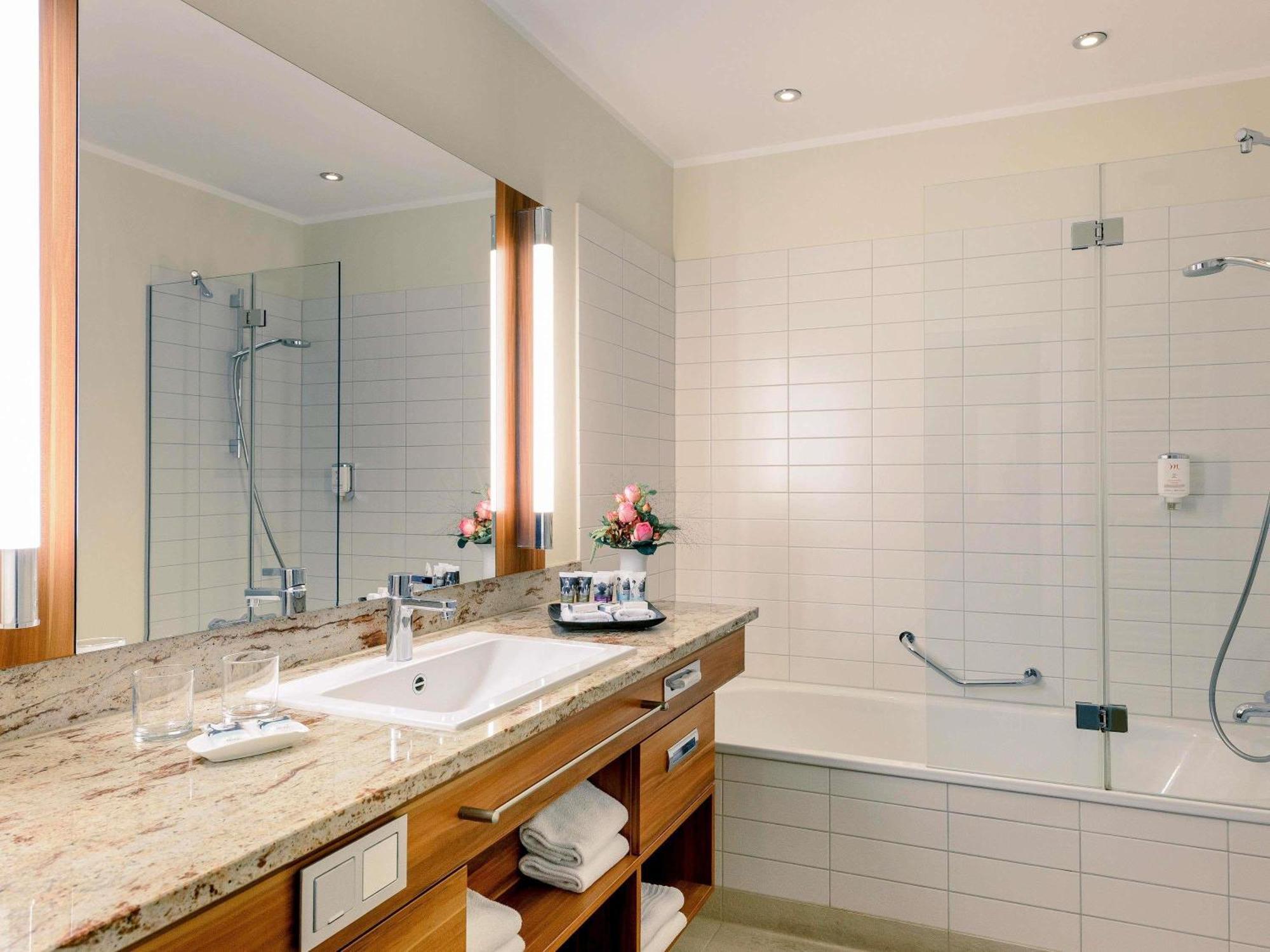 Mercure Center 4*