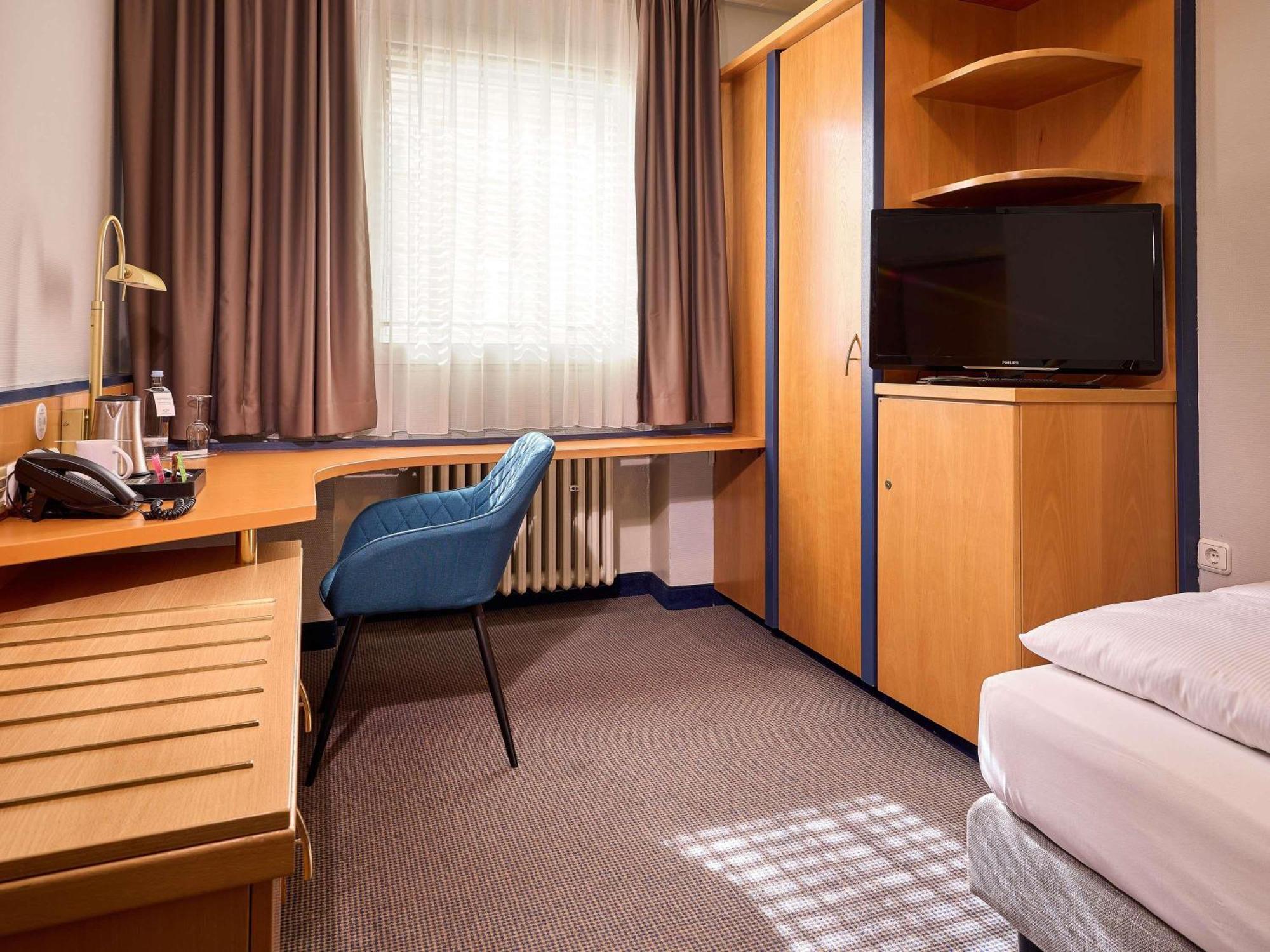 Mercure Center 4*
